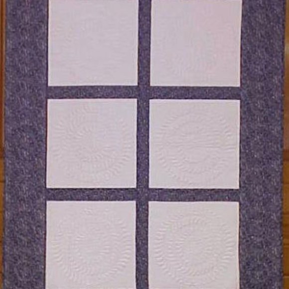 Quilt Feathered Circles White Damask Twin Quilt